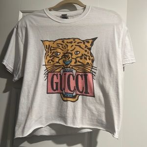 Logo tee